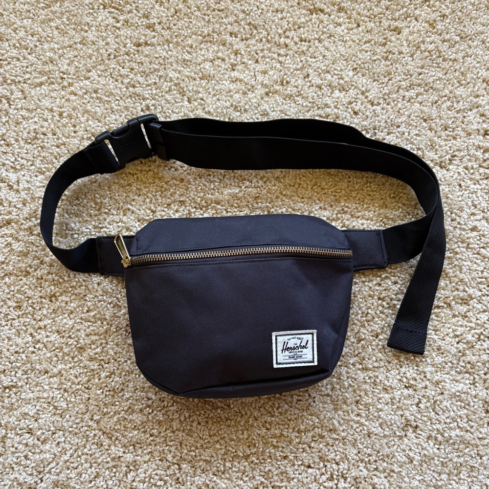 Herschel Supply Co Black Belt Bag‎ Fanny Pack Adjustable Waist Travel Unisex